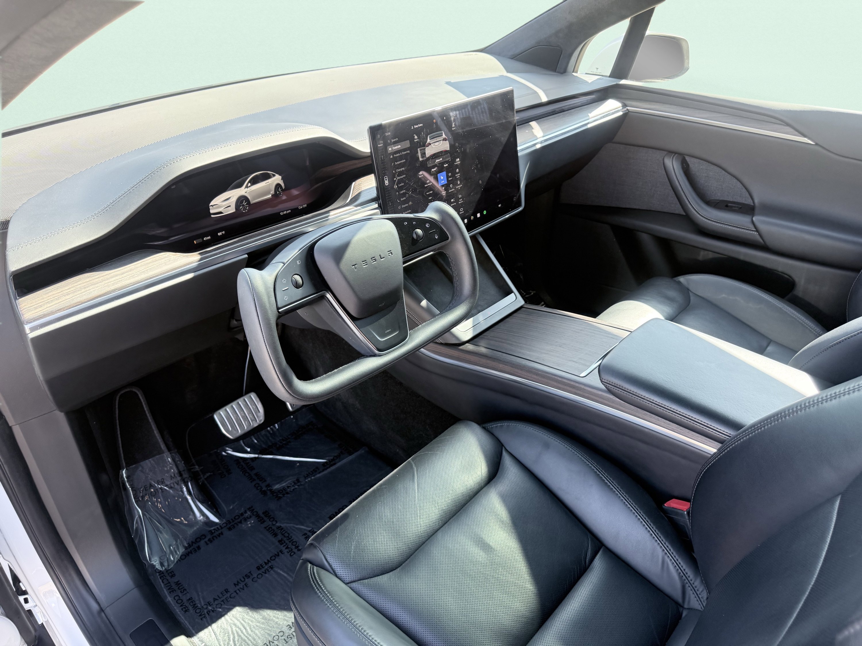 Used 2023 Tesla Model X AWD/4WD image 34