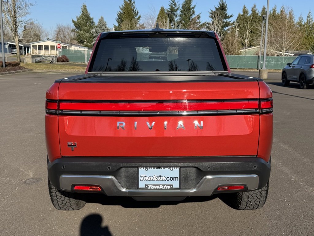 Used 2025 Rivian R1T Adventure image 7