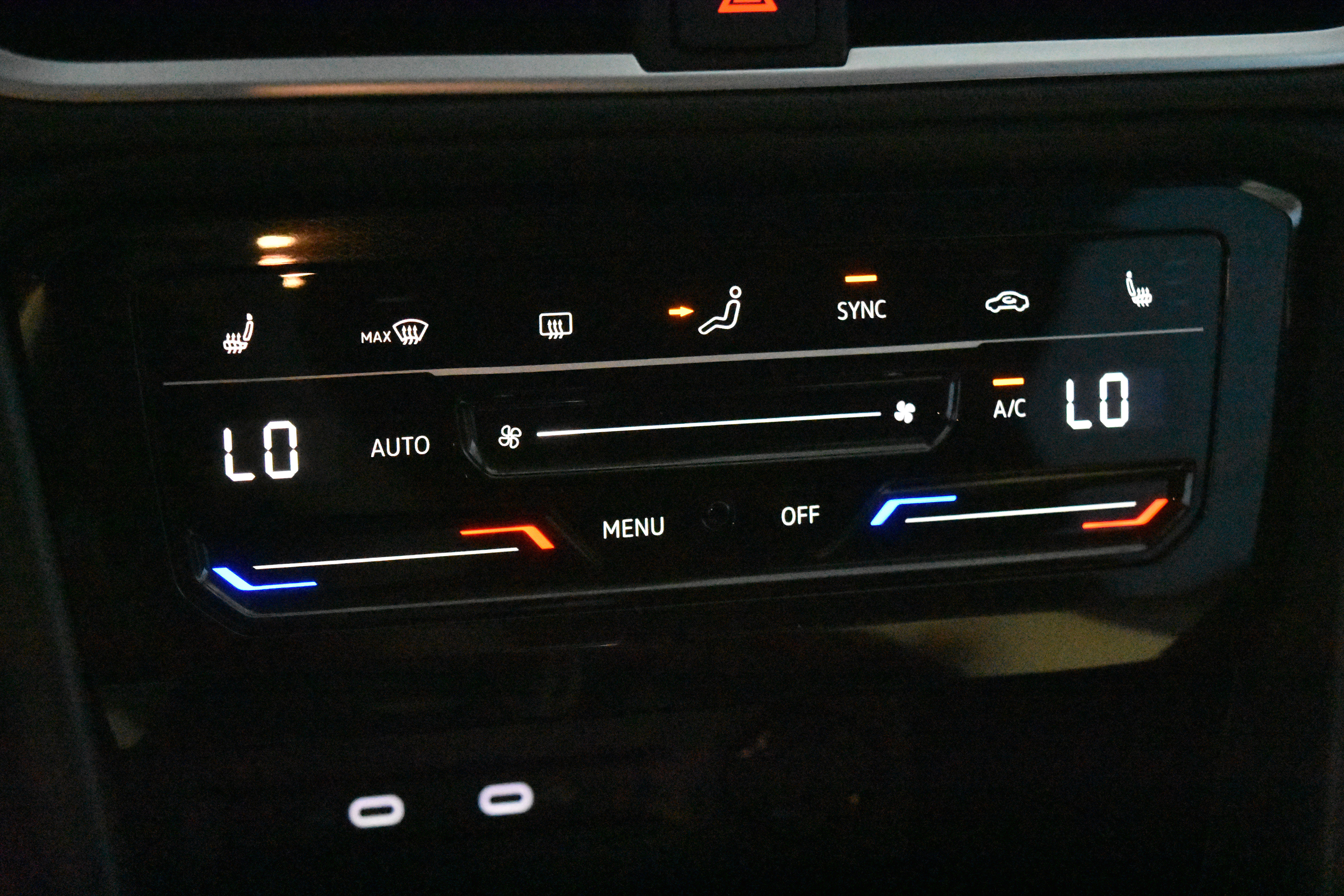 New 2026 Volkswagen Taos SE FWD image 10