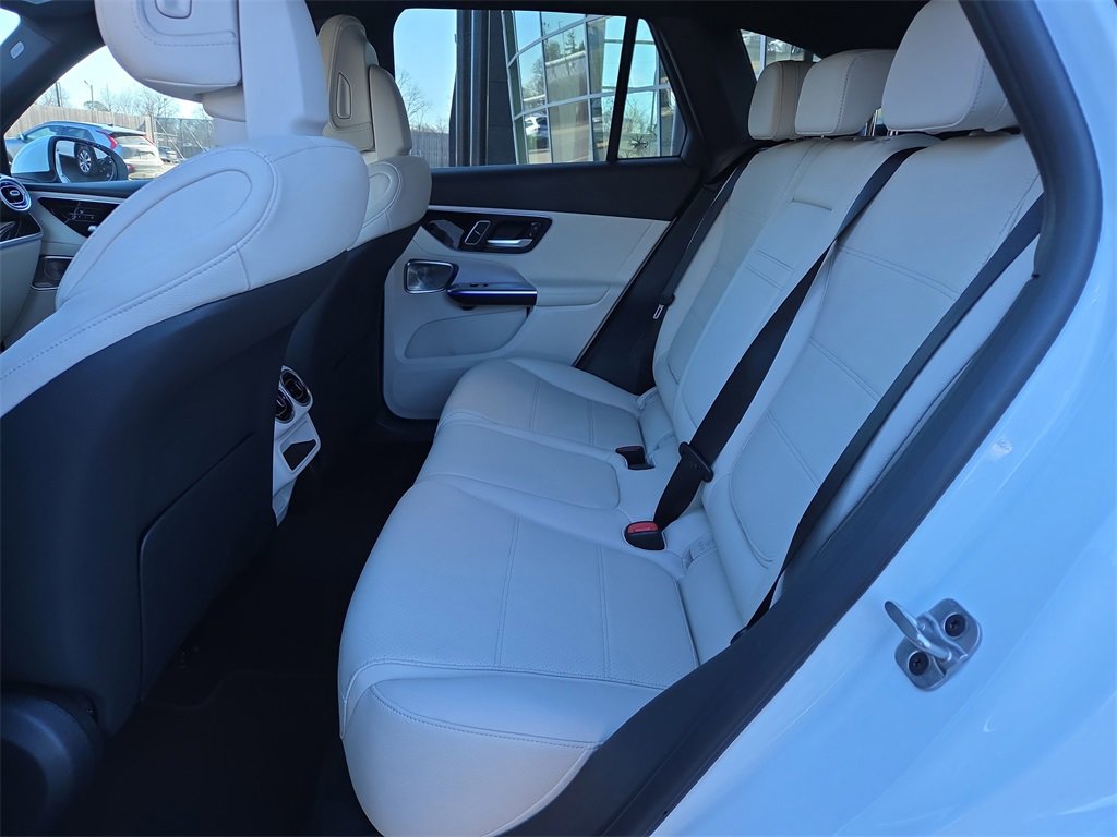 New 2026 Mercedes-Benz GLC 300 4MATIC image 12