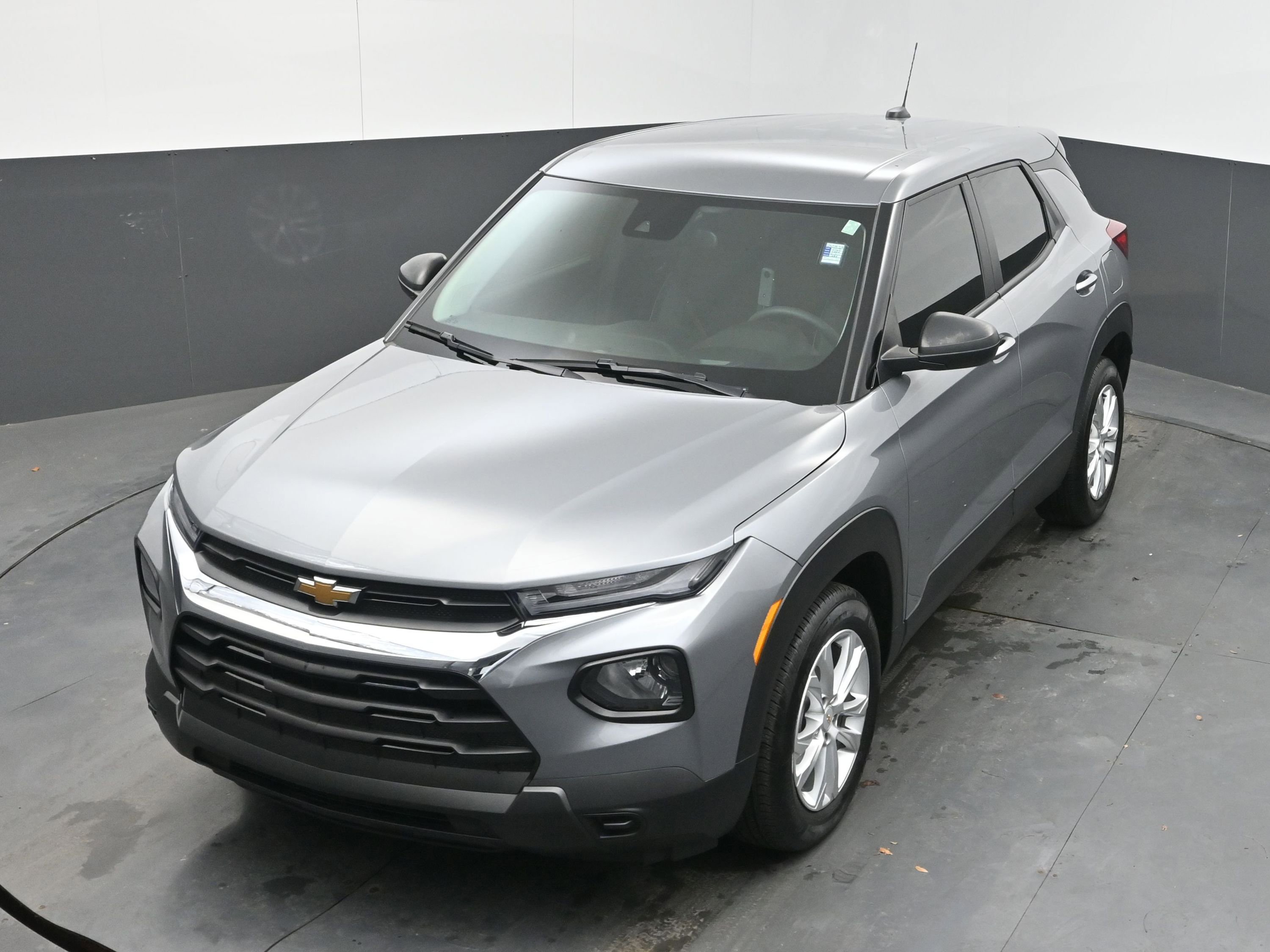 Used 2023 Chevrolet TrailBlazer LS FWD image 34