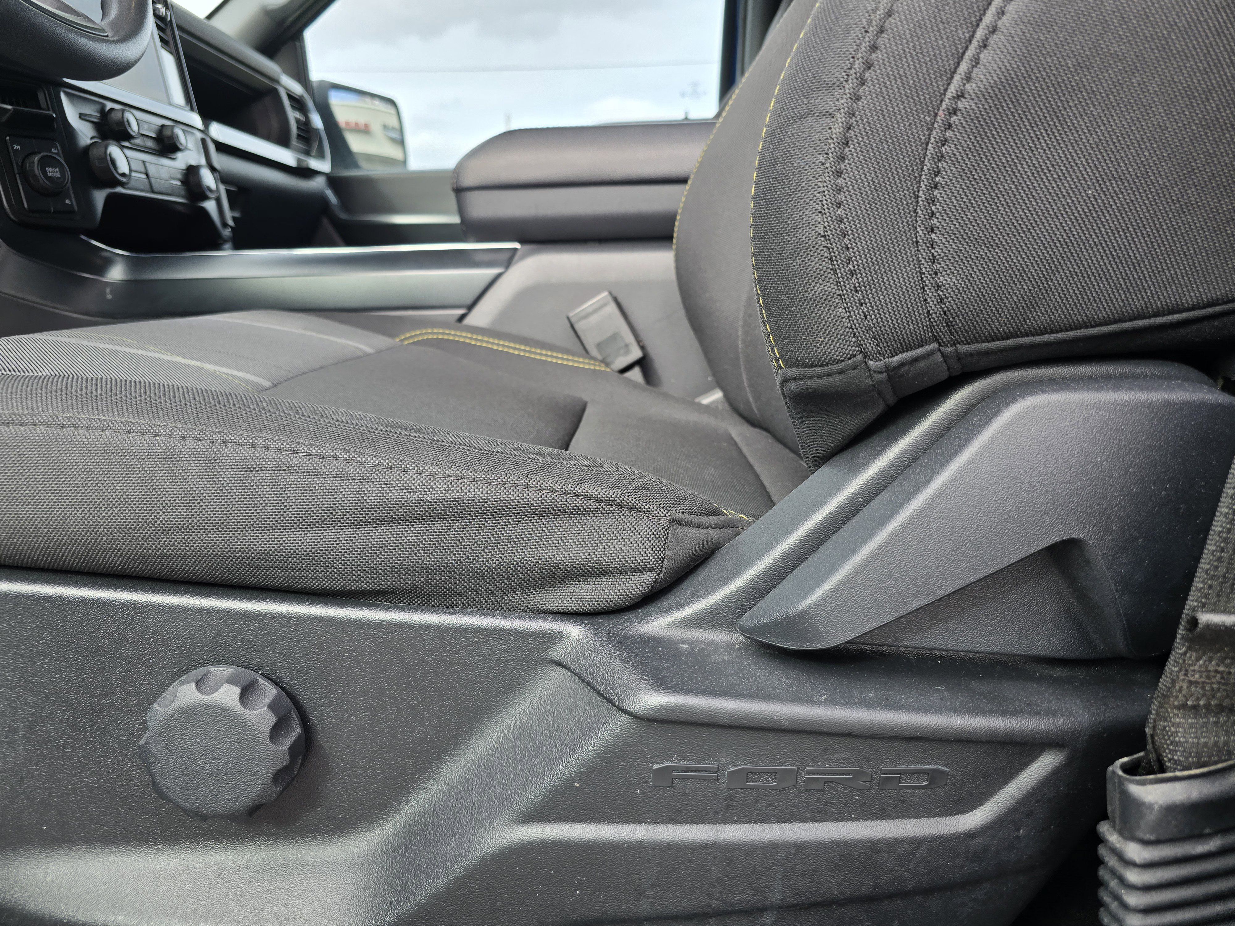 Used 2024 Ford F150 STX image 12