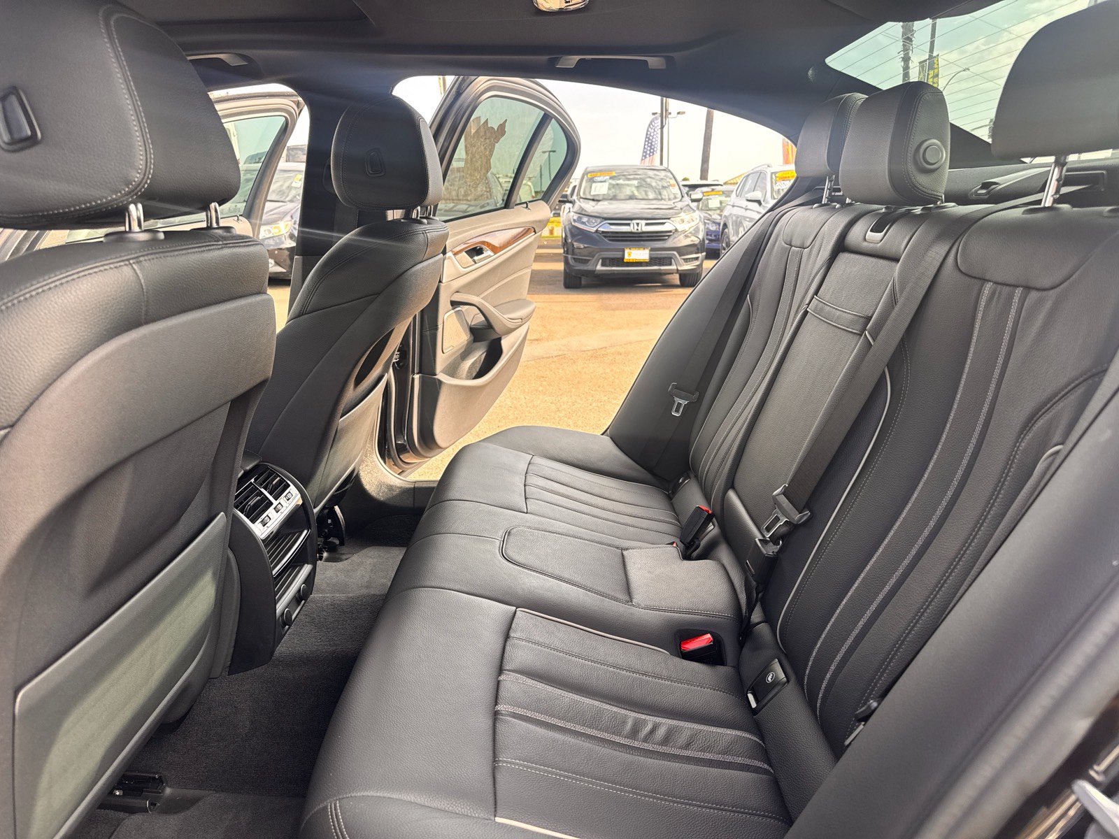 Used 2019 BMW 540i RWD image 12