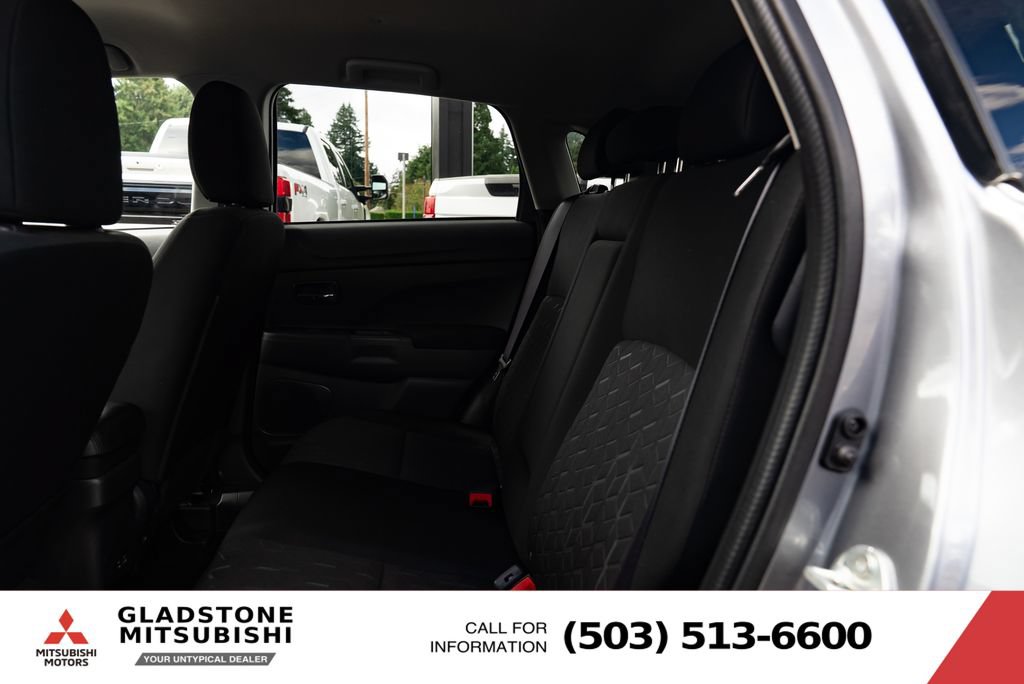 Used 2025 Mitsubishi Outlander Sport LE AWD/4WD image 22
