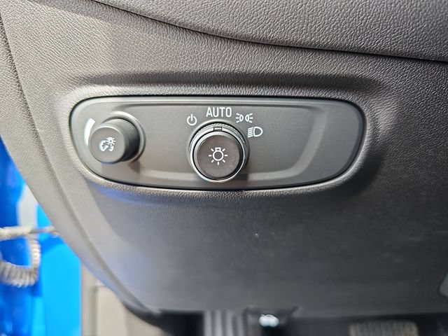 Used 2024 Chevrolet Equinox RS w/ RS Leather Package FWD image 30