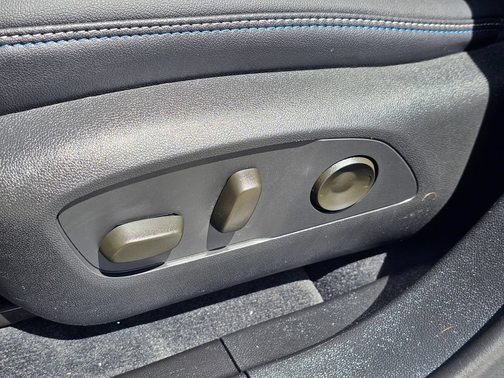 Used 2026 Chevrolet Equinox EV LT AWD/4WD image 22