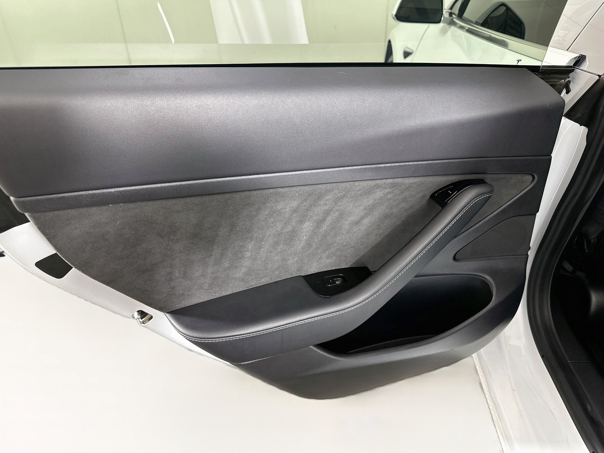 Used 2020 Tesla Model 3 Standard Range Plus RWD image 24