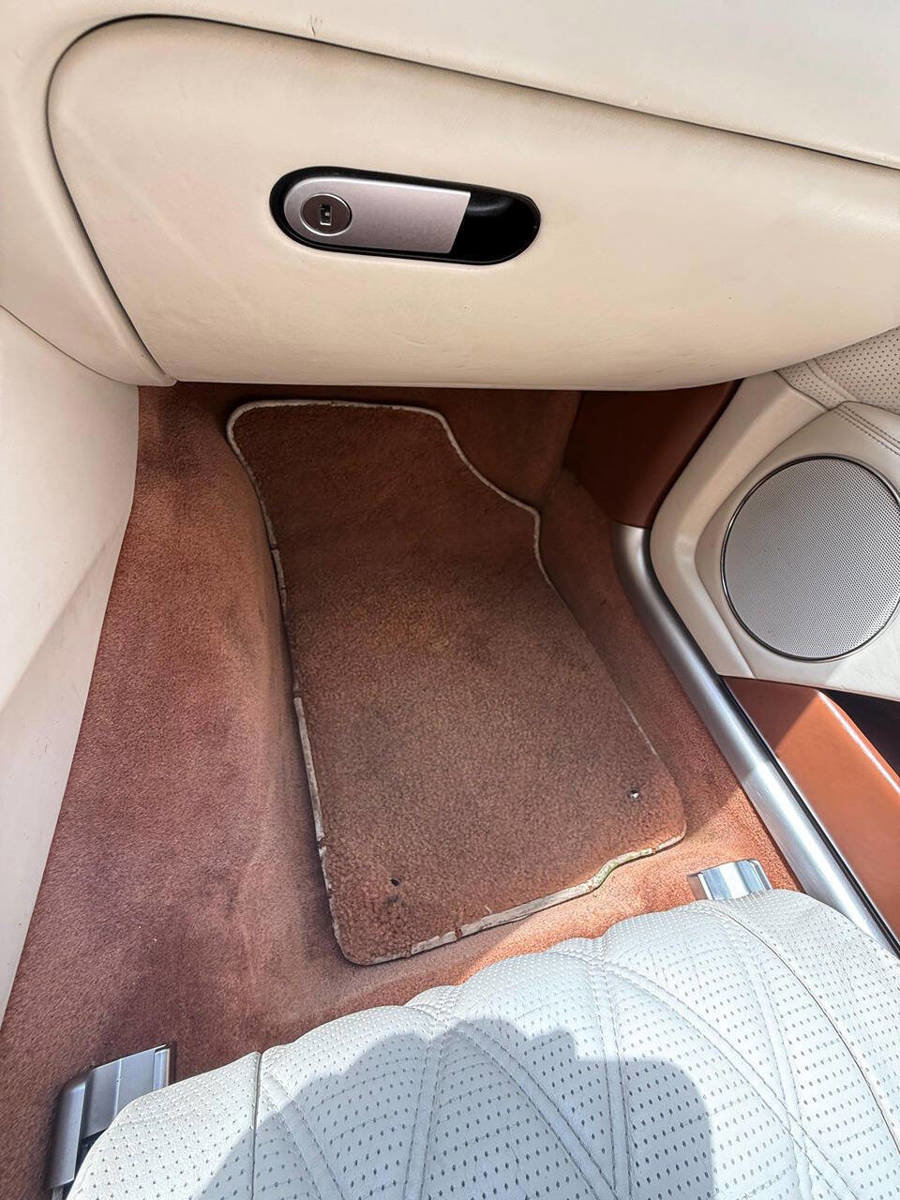 Used 2015 Bentley Flying Spur W12 image 18