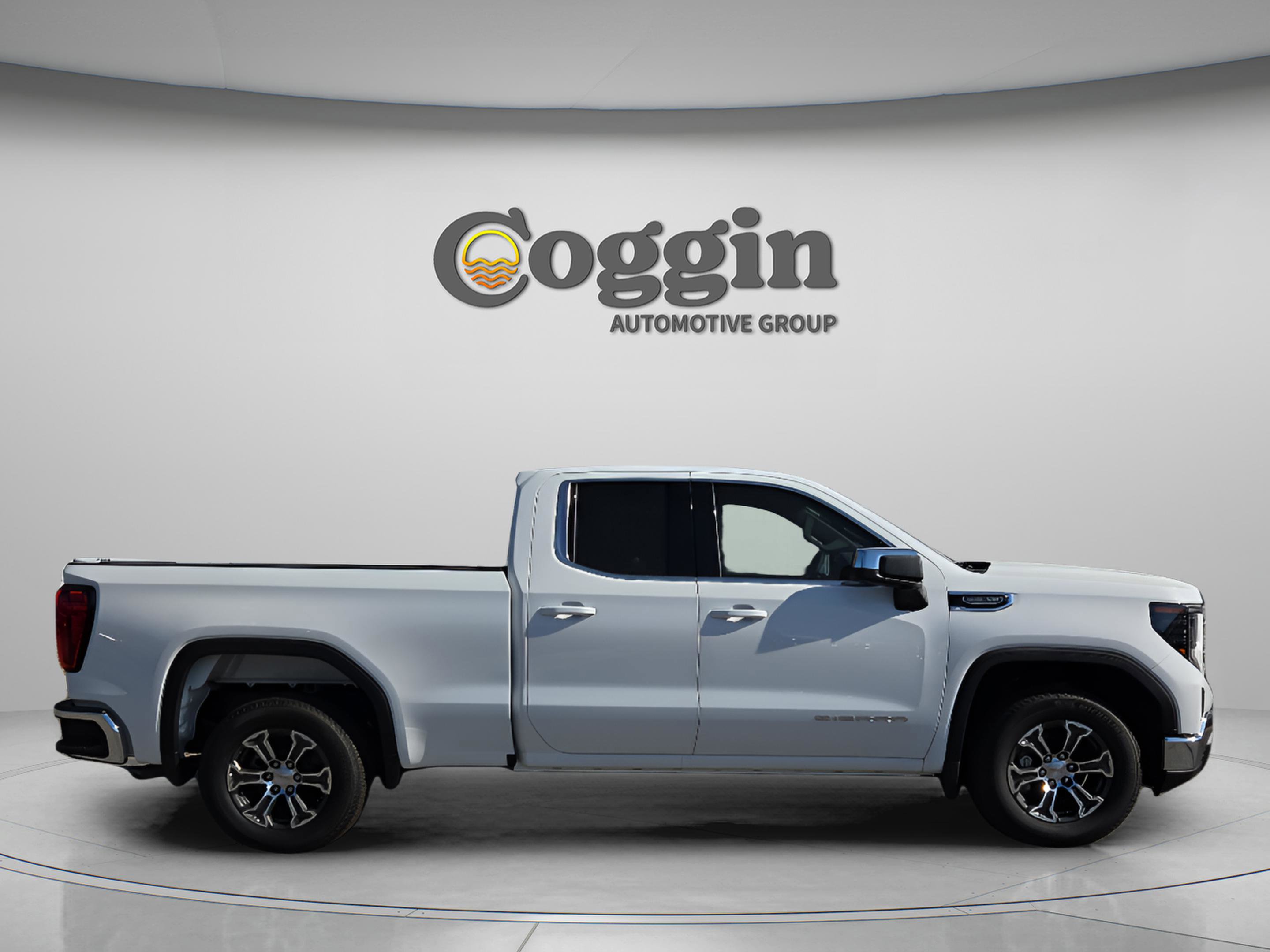 New 2026 GMC Sierra 1500 SLE w/ Max Trailering Package RWD image 6