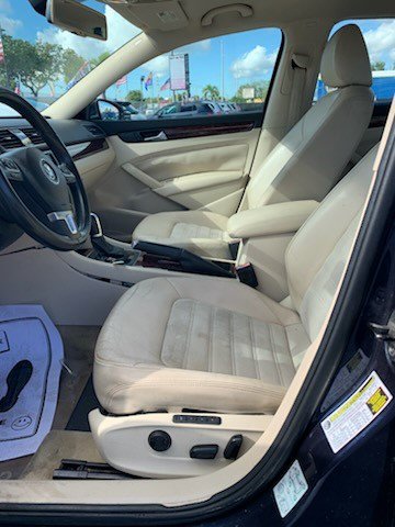 Used 2012 Volkswagen Passat 2.5 SEL Premium image 11