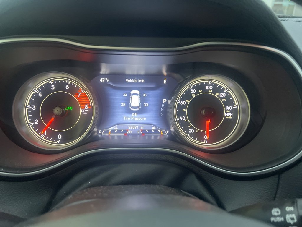 Used 2021 Jeep Cherokee Latitude Lux w/ Comfort/Convenience Group image 21