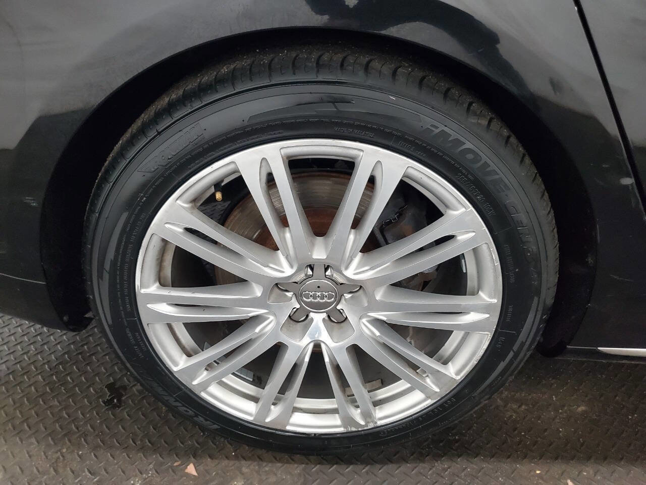 Used 2015 Audi A8 L 4.0T w/ Premium Package image 19