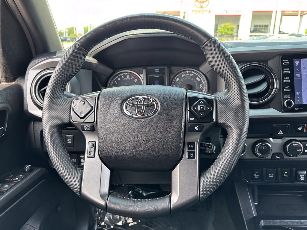 Used 2021 Toyota Tacoma TRD Sport w/ TRD Premium Sport Package AWD/4WD image 36