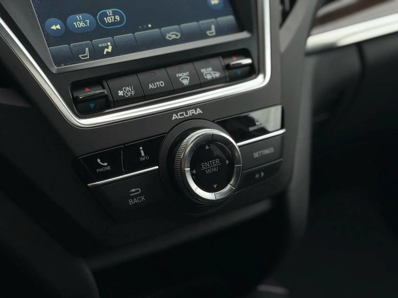 Used 2019 Acura MDX SH-AWD image 11