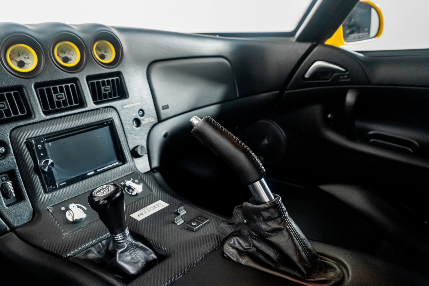 Used 2001 Dodge Viper GTS image 40