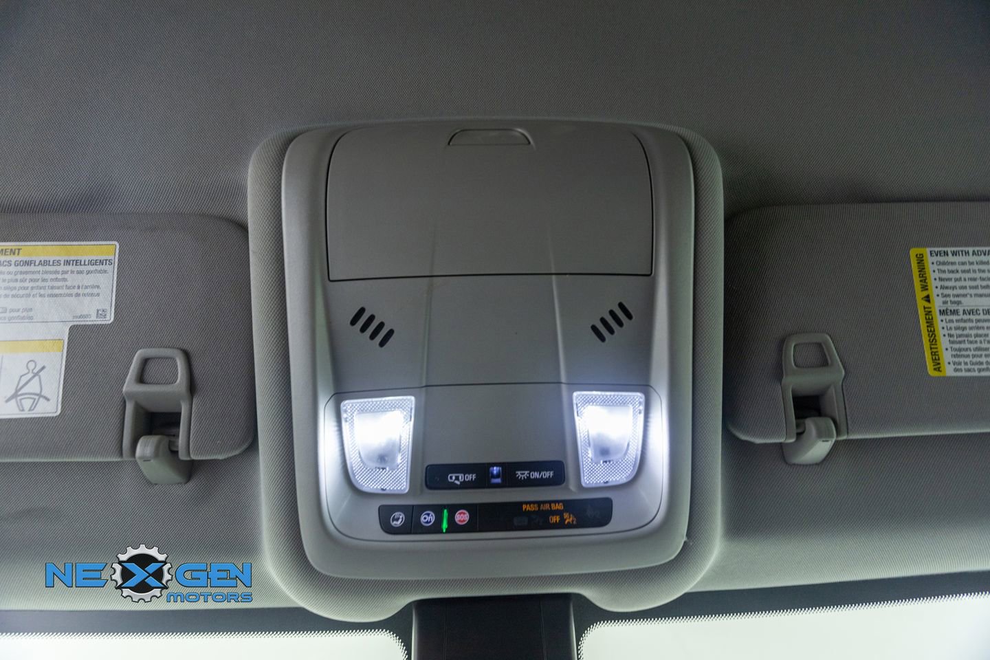 Used 2022 GMC Terrain SLE w/ Driver Convenience Package image 20