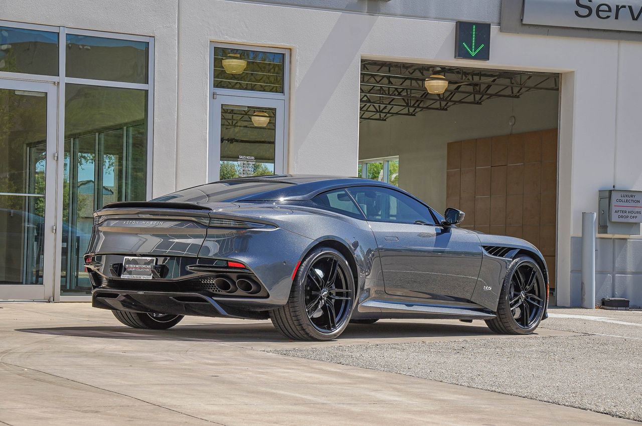Used 2019 Aston Martin DBS Superleggera image 10