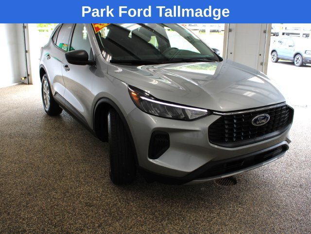 Used 2023 Ford Escape Active AWD/4WD image 7