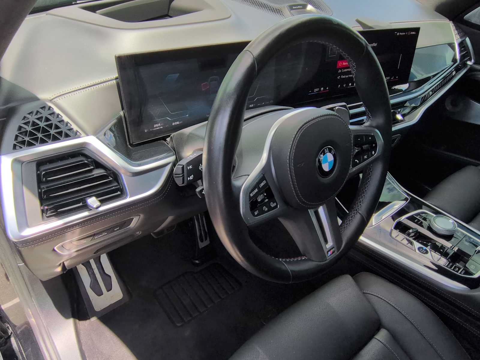 Used 2024 BMW X7 M60i w/ Executive Package AWD/4WD image 10