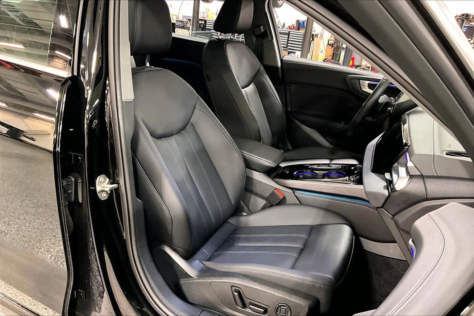 Used 2025 Audi A5 2.0T Premium w/ Convenience Package AWD/4WD image 9
