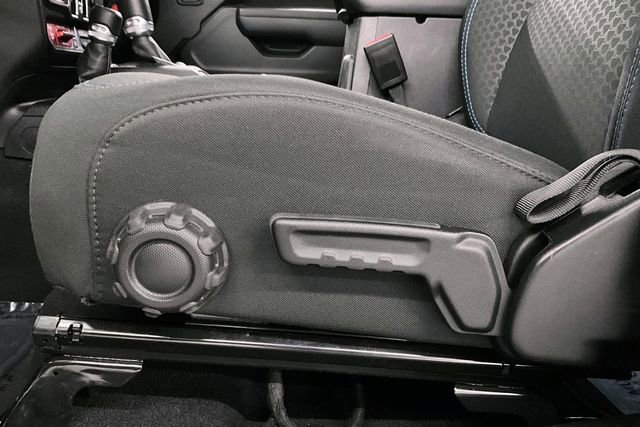 Used 2025 Jeep Wrangler Unlimited Rubicon 4xe w/ Safety Group image 38