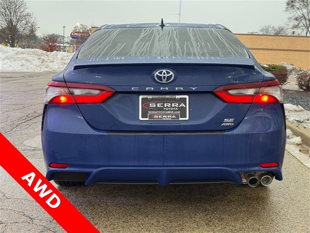 Used 2023 Toyota Camry SE image 4