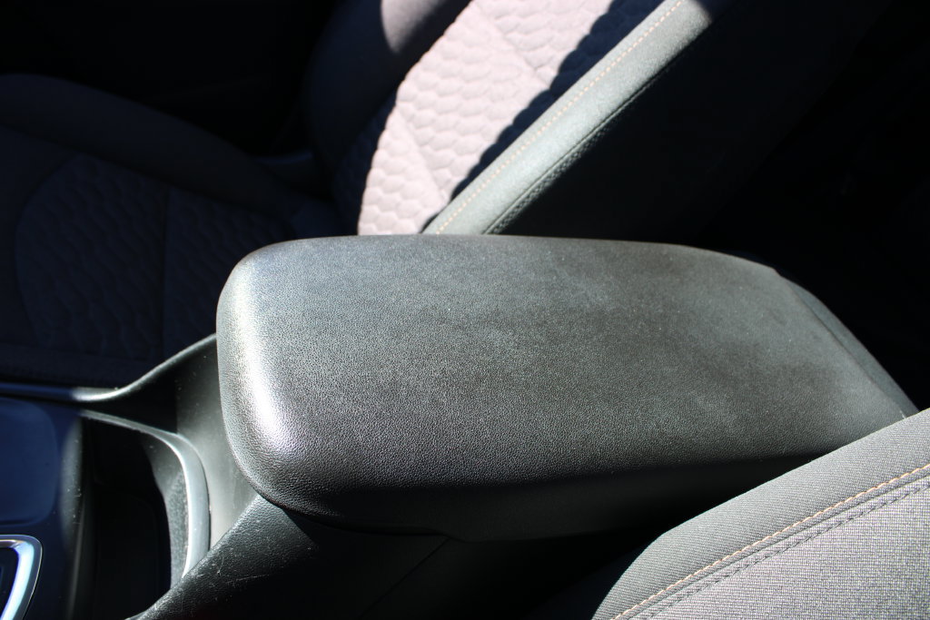 Used 2018 Chevrolet Equinox LT FWD image 42