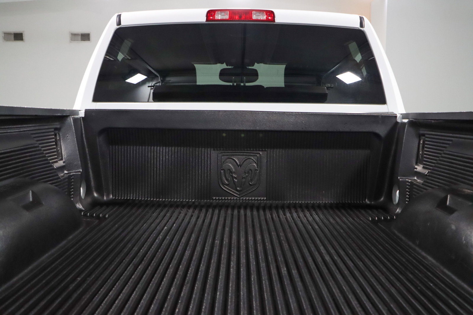 Used 2022 RAM 2500 Big Horn w/ Cold Weather Group image 28