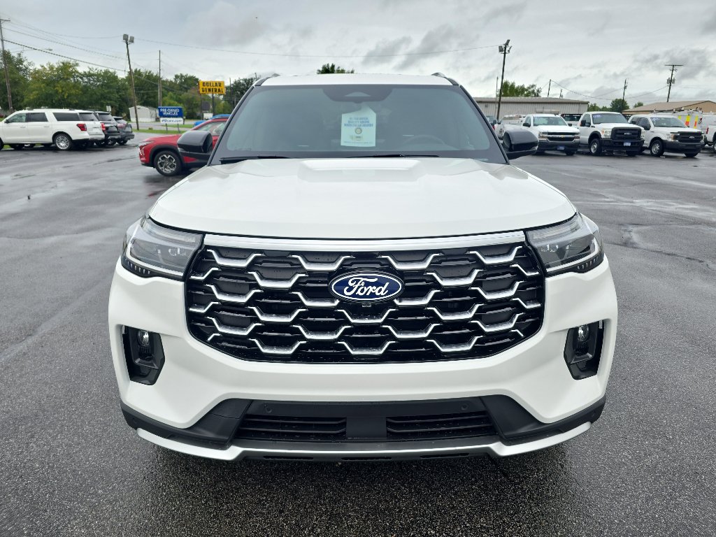 New 2027 Ford Explorer Platinum AWD/4WD image 3