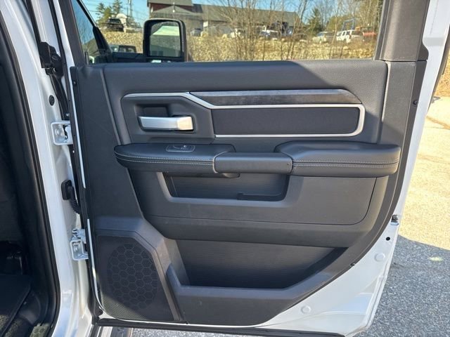 Used 2024 RAM 2500 Big Horn AWD/4WD image 18