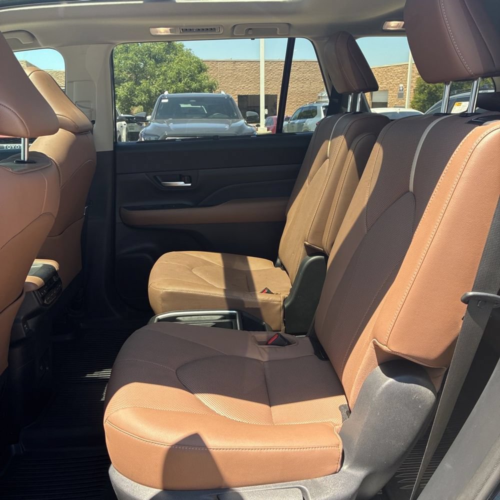 Certified 2026 Toyota Grand Highlander AWD image 7