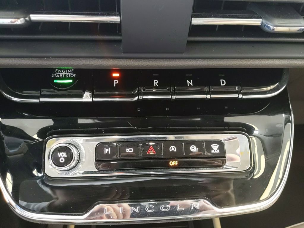 Used 2023 Lincoln Corsair FWD image 19