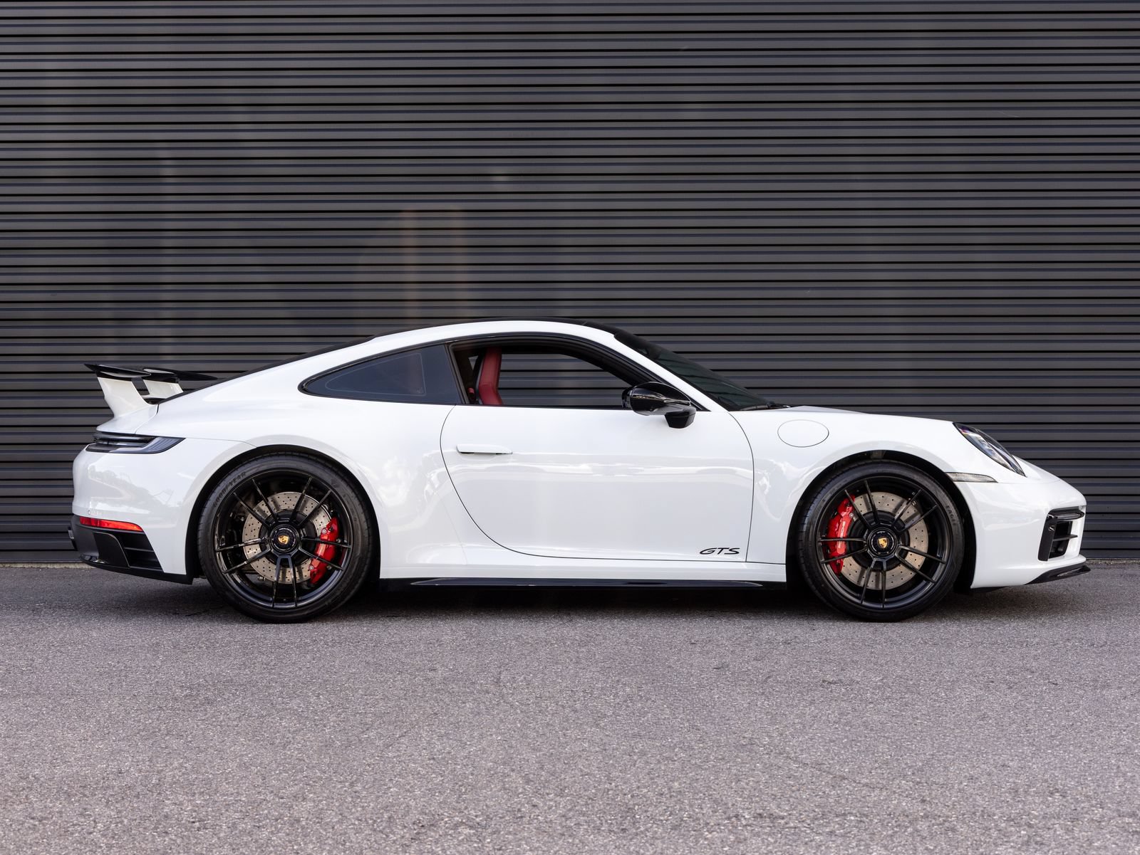 Used 2024 Porsche 911 Carrera GTS RWD image 8