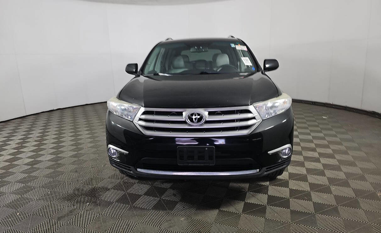 Used 2012 Toyota Highlander SE w/ Tow Pkg AWD/4WD image 21