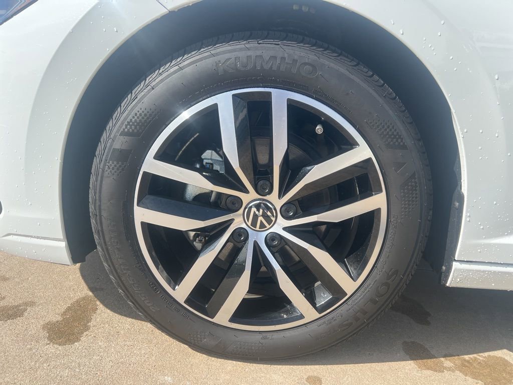 Used 2025 Volkswagen Jetta Sport image 8