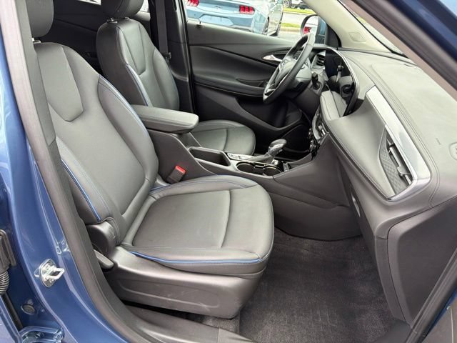 Used 2026 Buick Encore GX Sport Touring w/ Advanced Technology Package FWD image 18