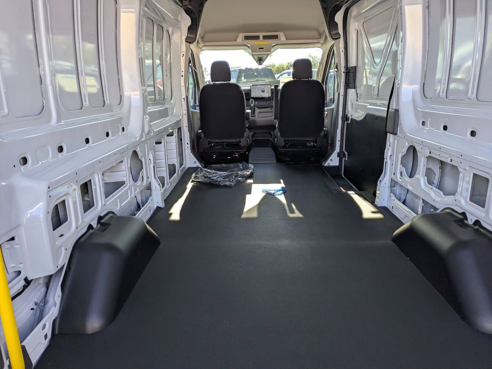 New 2026 Ford Transit 250 148 High Roof RWD image 40