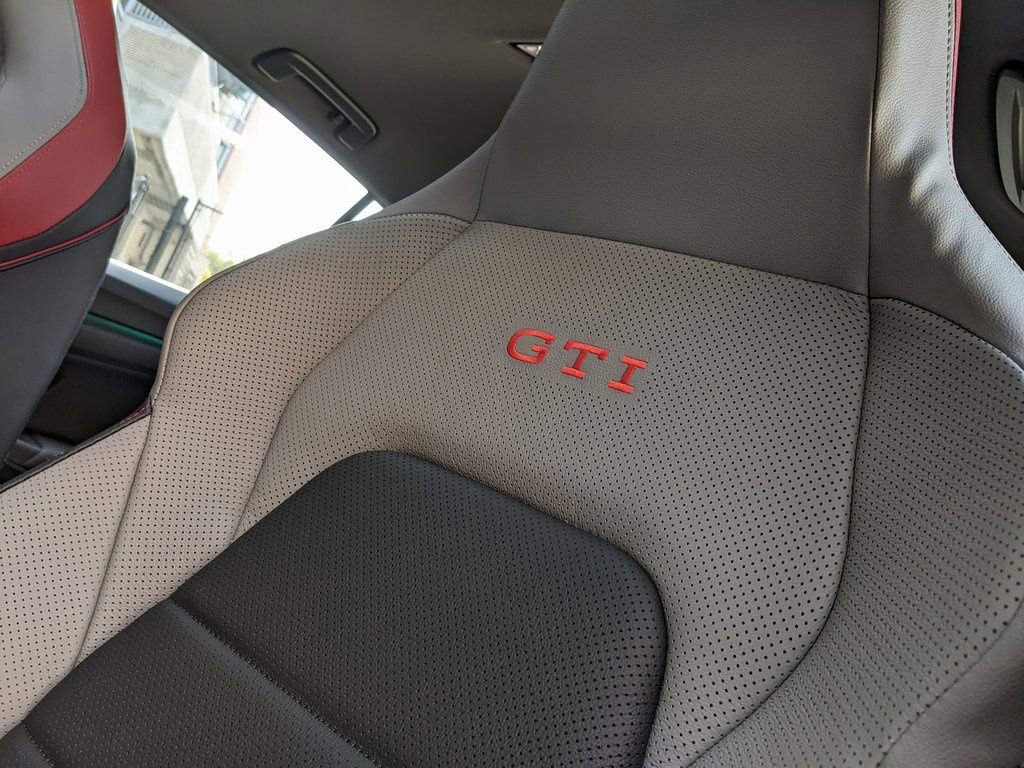 New 2025 Volkswagen GTI SE image 11