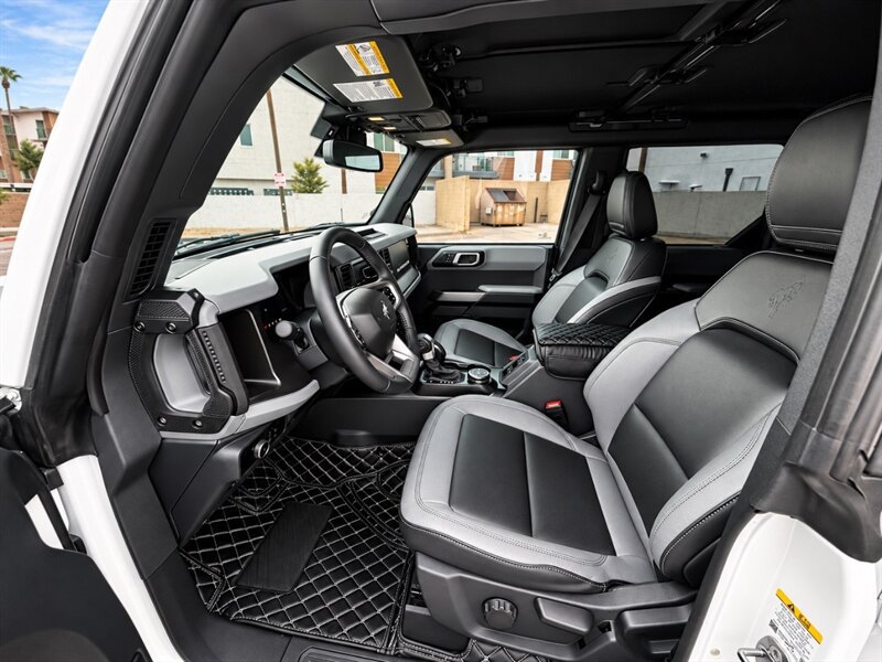 Used 2023 Ford Bronco Black Diamond AWD/4WD image 16