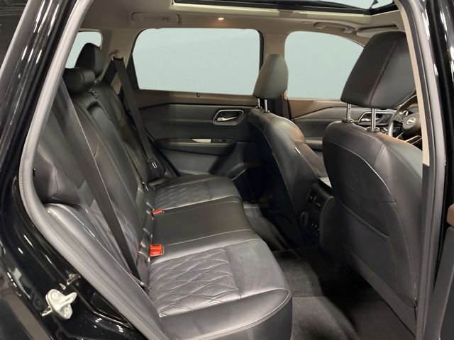 Certified 2023 Nissan Rogue Platinum w/ Platinum Premium Package AWD/4WD image 22