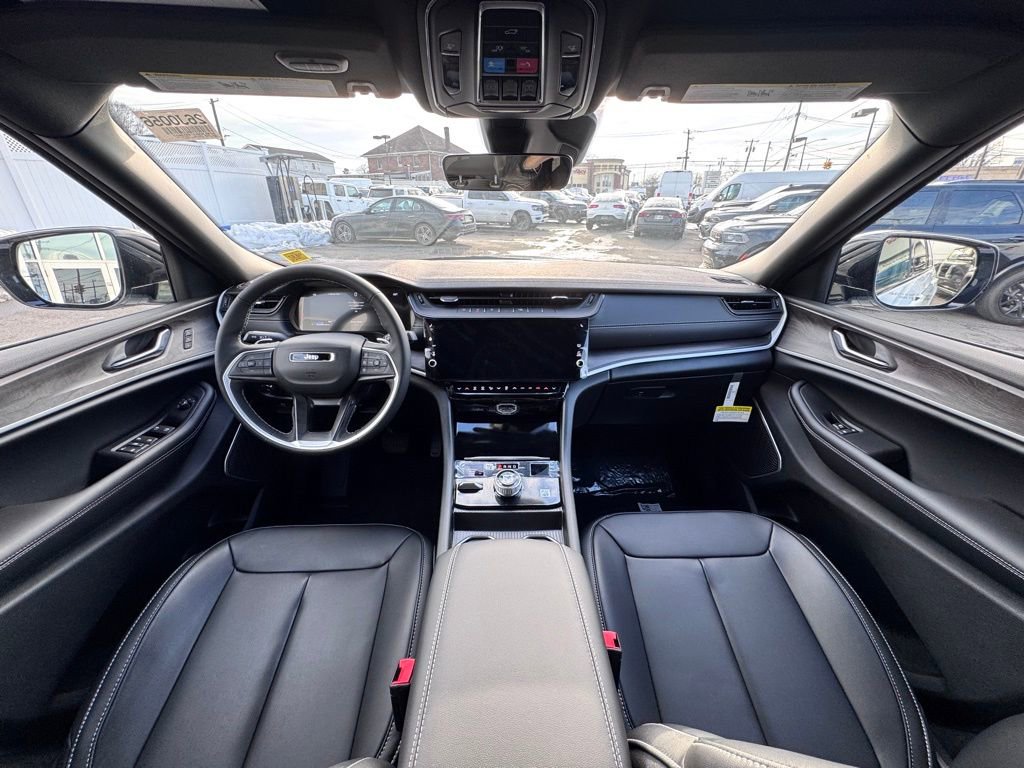 New 2026 Jeep Grand Cherokee L Limited w/ Limited Altitude Package image 10