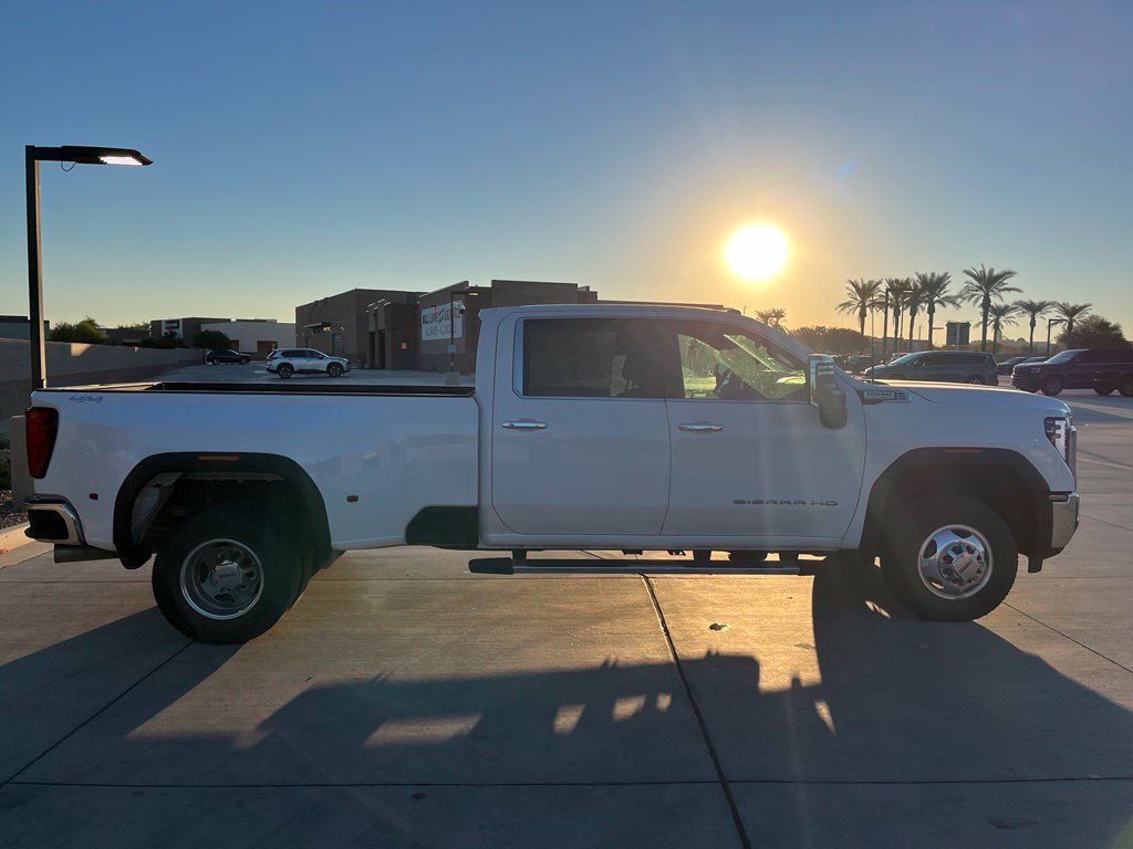 Used 2024 GMC Sierra 3500 SLT AWD/4WD image 5