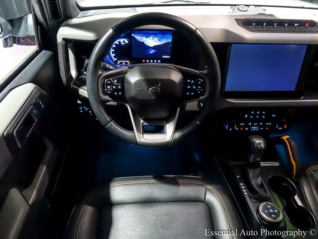 Used 2023 Ford Bronco Badlands image 17