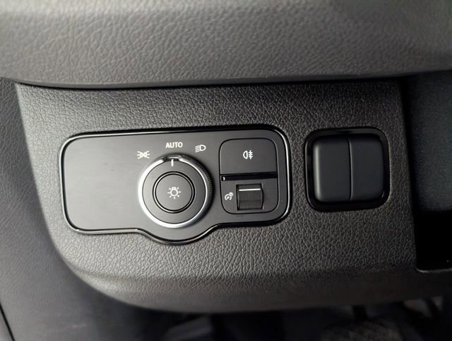 Used 2025 Mercedes-Benz Sprinter 2500 image 15
