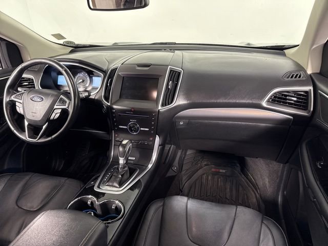 Used 2016 Ford Edge Titanium image 21