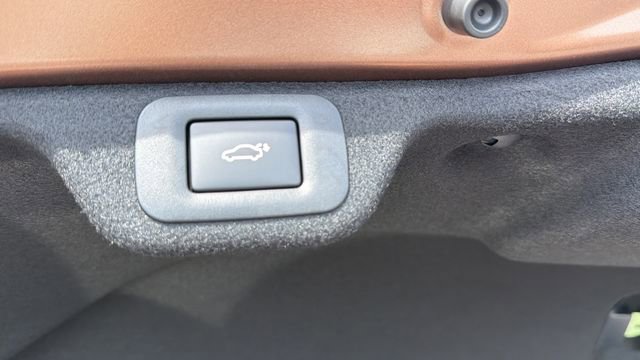 New 2026 Toyota Crown Platinum image 30