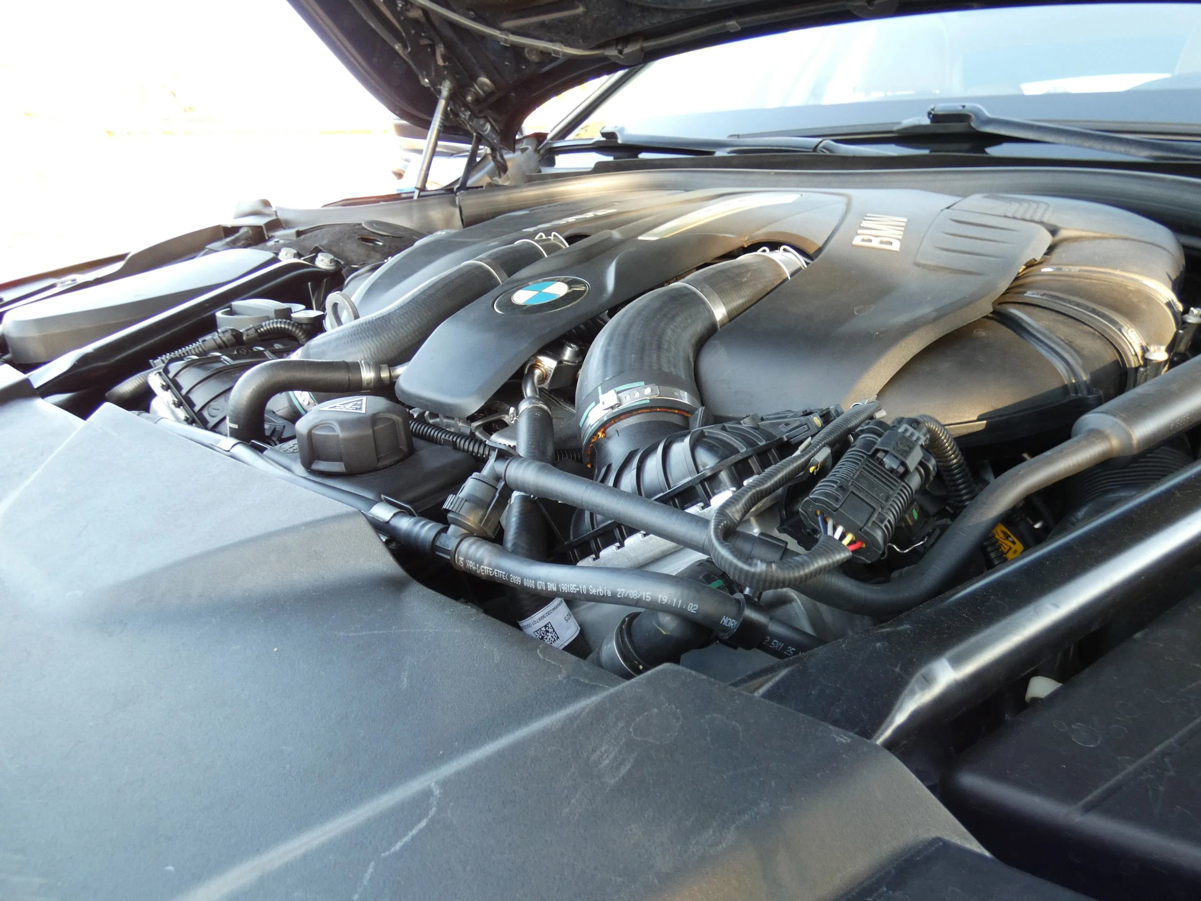 Used 2016 BMW 750i xDrive image 95