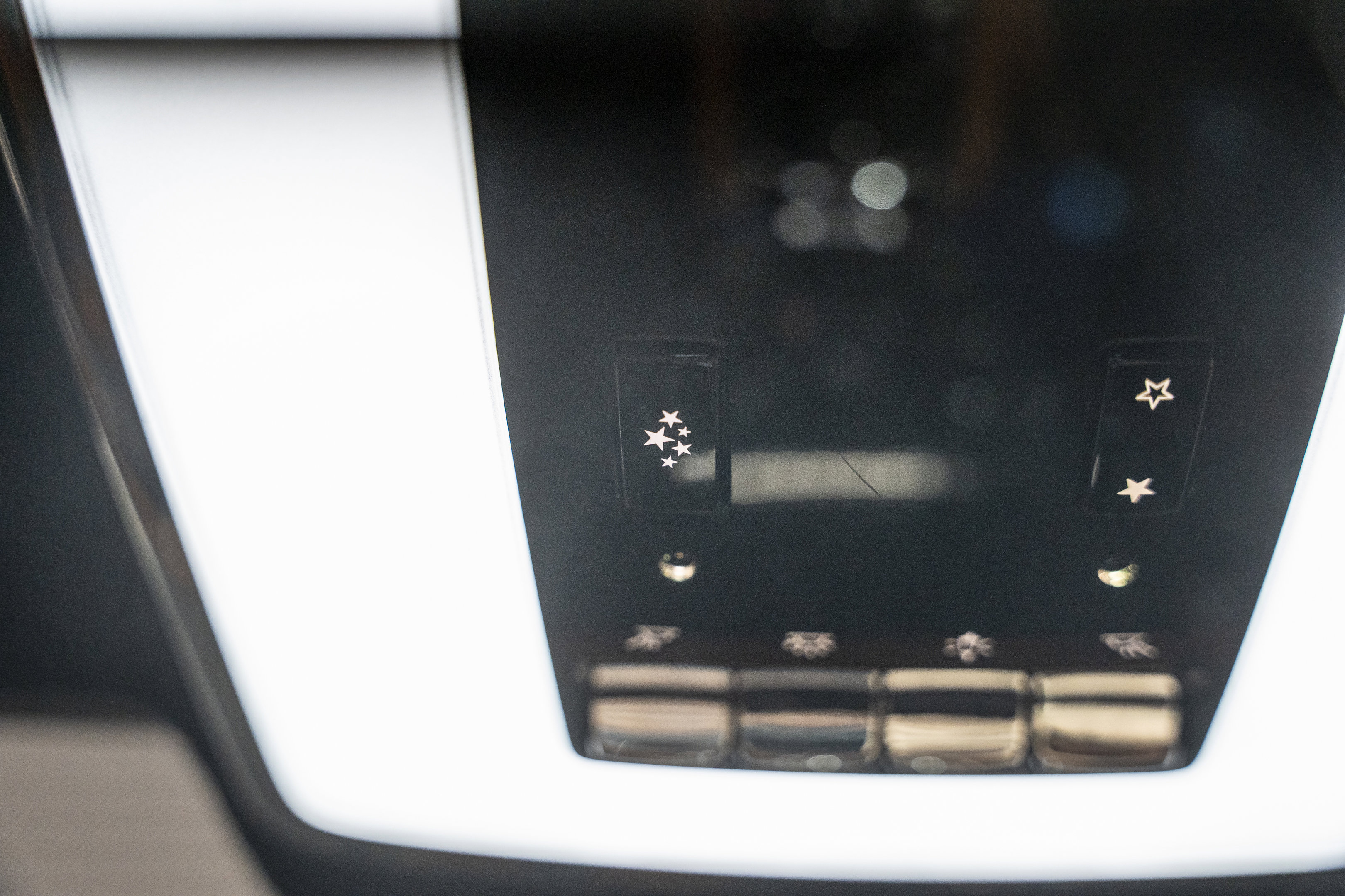 Used 2023 Rolls-Royce Cullinan Black Badge w/ Leather Finishing Pack image 45