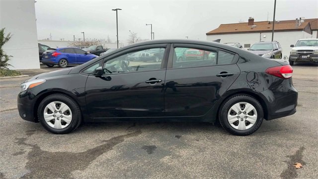 Used 2017 Kia Forte LX image 5