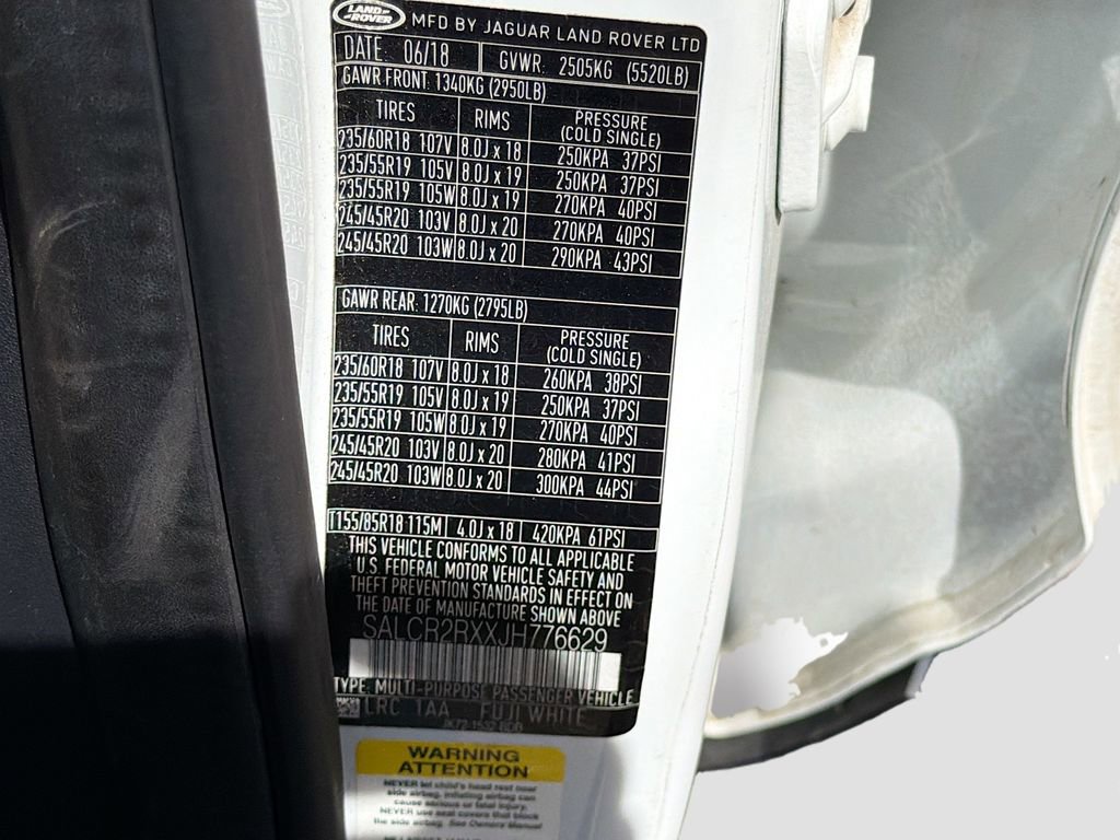 Used 2018 Land Rover Discovery Sport HSE image 42
